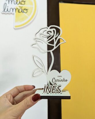 Rosa em MDF