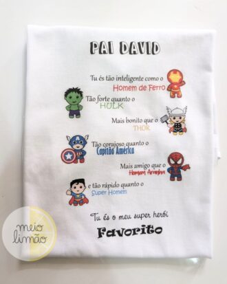 T-shirt "super héroi"