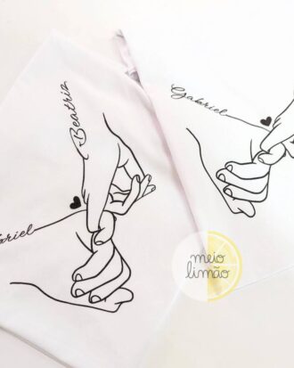 T-shirt "mãos dadas"