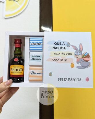 Caixinha com garrafa ou rosas de sabão