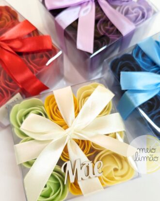 Caixa de rosas em sabão