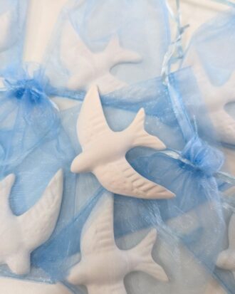 Andorinha em gesso perfumado