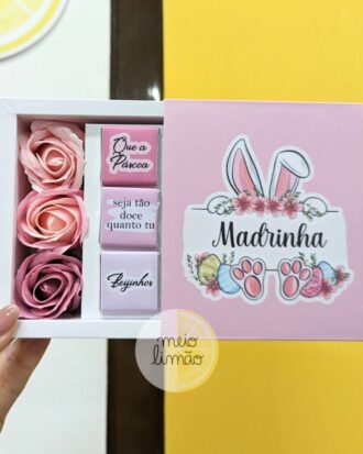 Caixinha com garrafa ou rosas de sabão