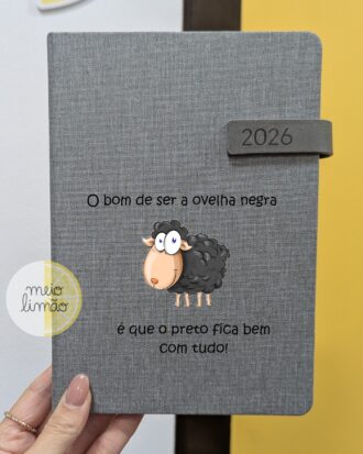 Agenda 2026 personalizada com capa customizável - em cinza