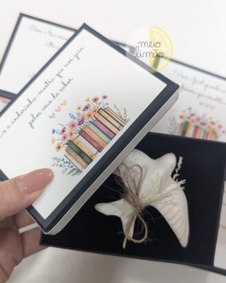 Caixa com andorinha em gesso perfumado