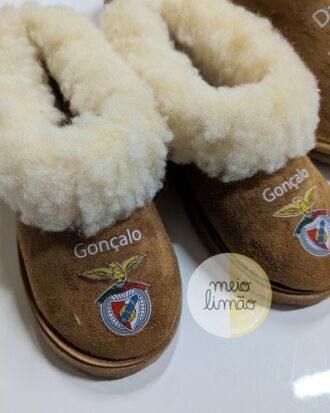 Pantufas infantis personalizadas – tema à escolha + nome da criança